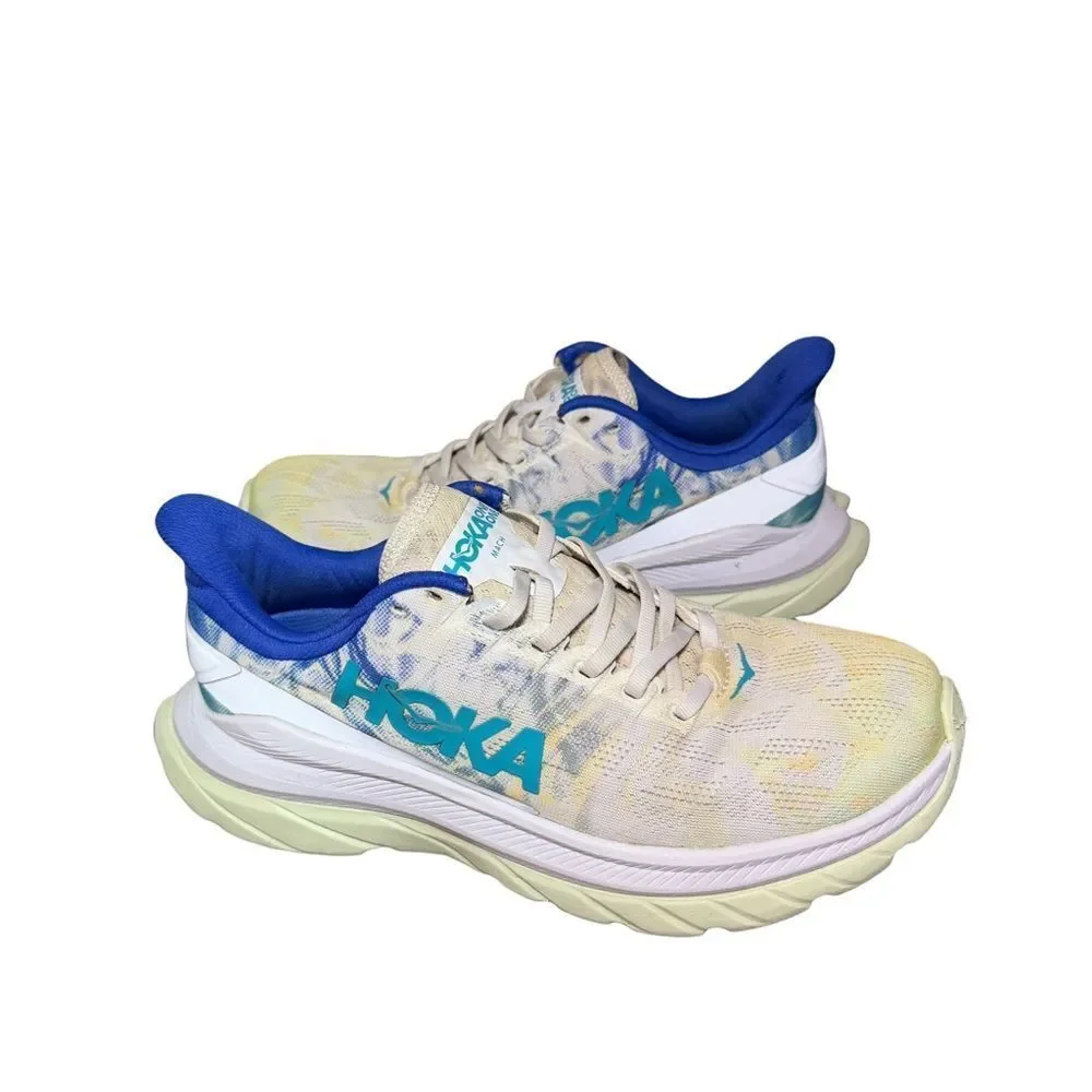 Hoka women’s Mach 4 White and Blue Athletic Sneakers size 8B